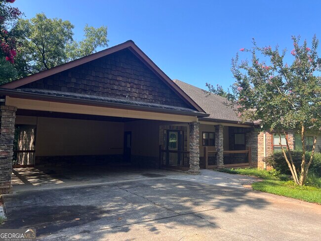 Building Photo - 7505 Whitmire Rd