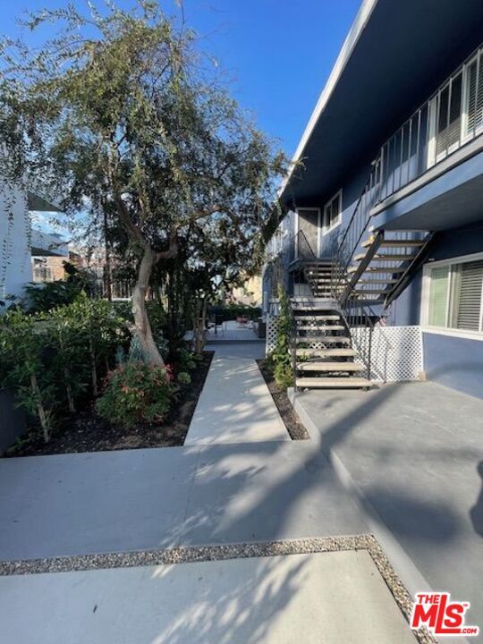 Building Photo - 3320 Pacific Ave