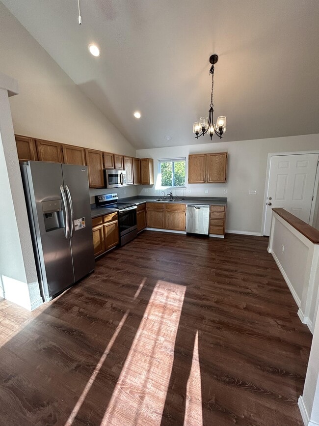 Building Photo - 8220 Medicine Bow Cir