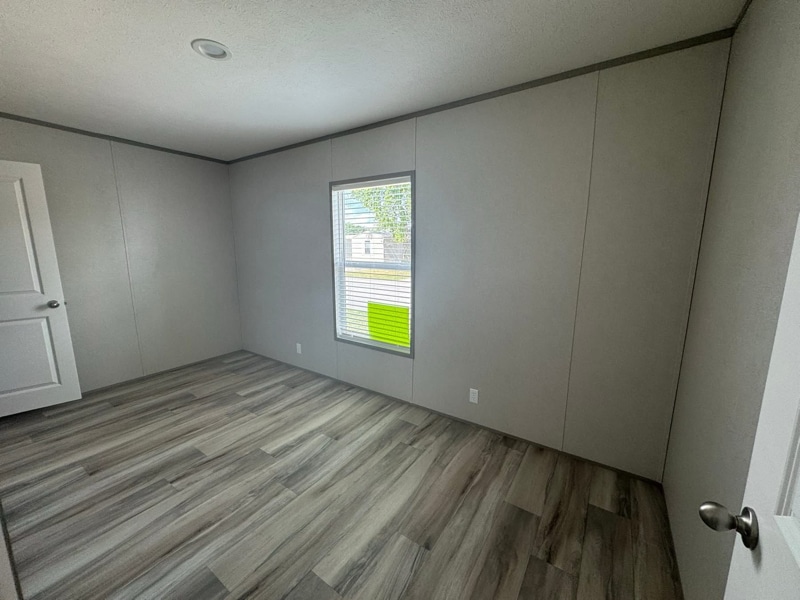 Building Photo - 90 Peach St