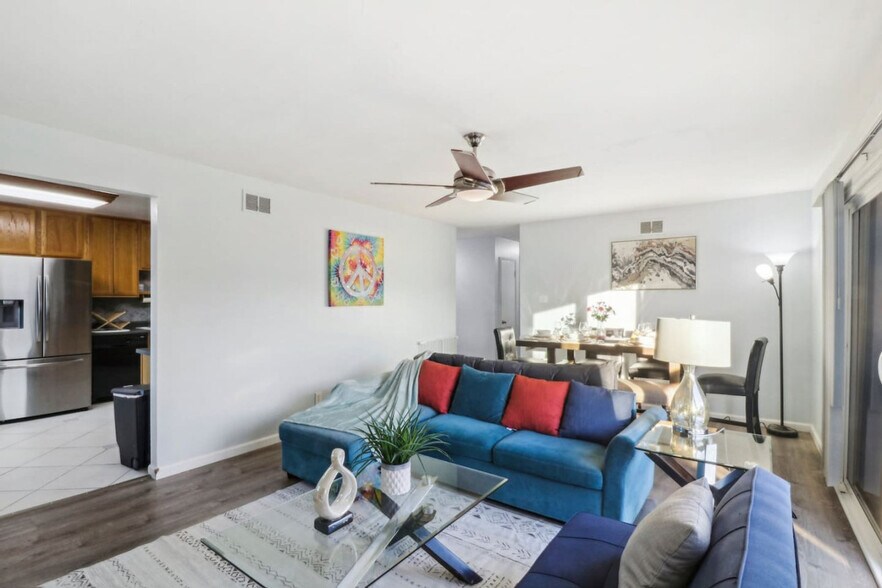 Building Photo - 1319 Lexington Ave