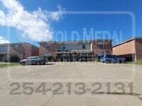 Building Photo - 3710 Malibu Ln