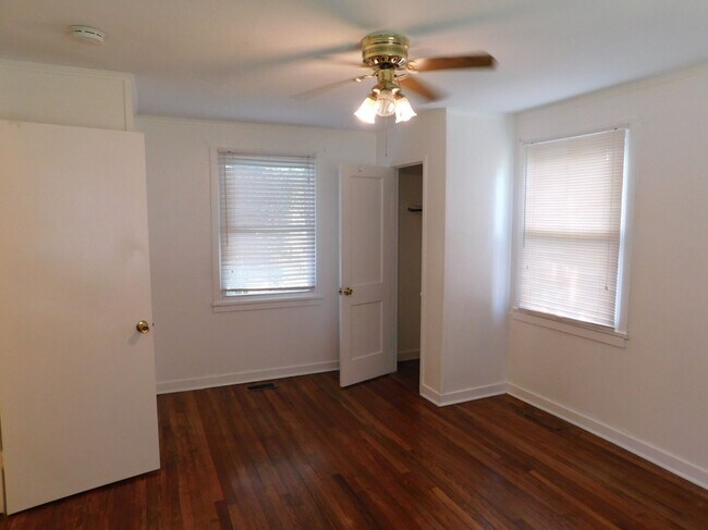 Building Photo - Single Family Home Just Minutes From MCAS Cherry Point!