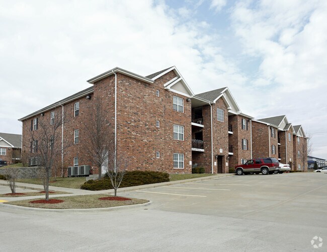 Heatherwood Apartments 1396 S Scenic Ave Springfield MO 65802