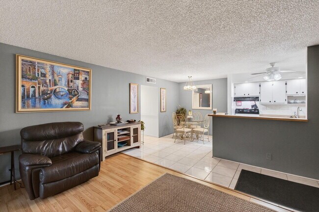 Building Photo - 15496 Lakes of Delray Blvd