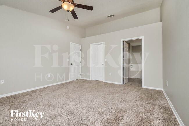Building Photo - 6511 Fox Crest Ln
