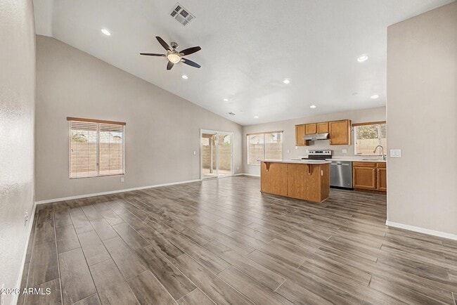 Building Photo - 308 W Liberty Ln
