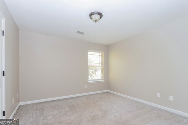 Building Photo - 128 Pristine Dr
