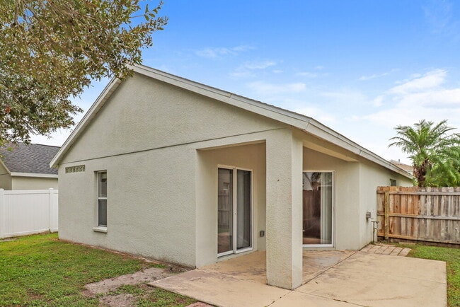 Building Photo - 8525 Hawbuck St