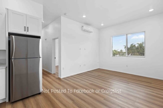 Building Photo - 2850 Nye St