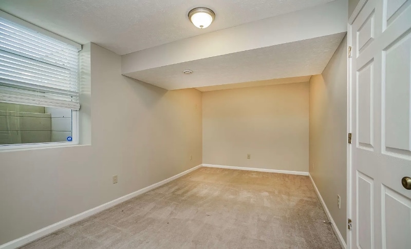 Building Photo - 1496 Meadowlark Ln