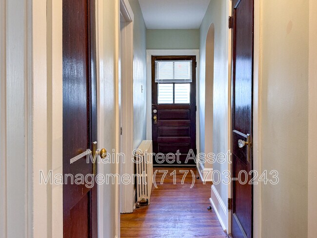 Building Photo - 139 S 29th St