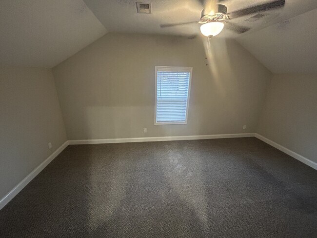 Building Photo - 1176 Elizabeth Ln