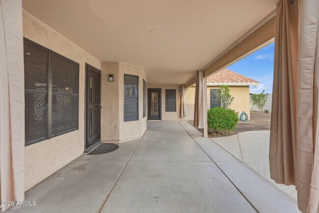 Building Photo - 9941 W Tonopah Dr