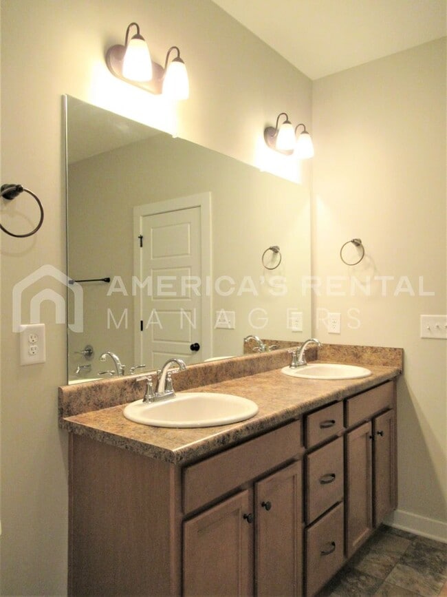 Building Photo - 105 Shepherds Loop