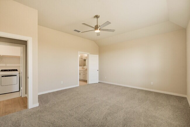 Building Photo - 1436 Companero St
