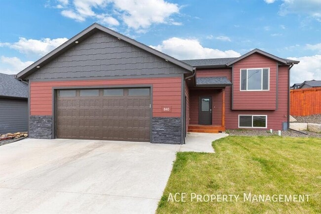 Building Photo - 840 Jones Dr