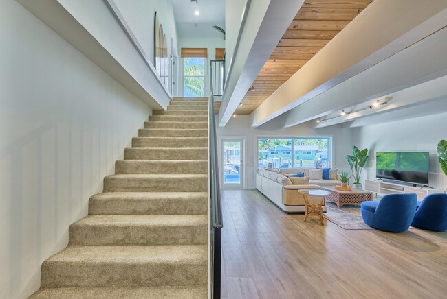 Building Photo - 100 Neptune Dr
