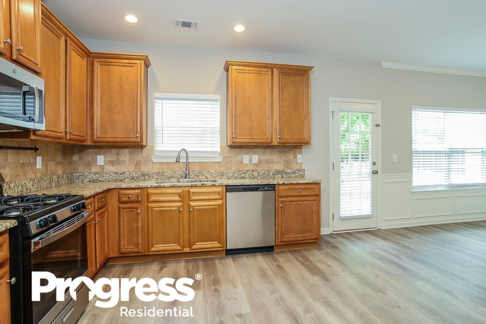 Building Photo - 307 Hidden Creek Ln