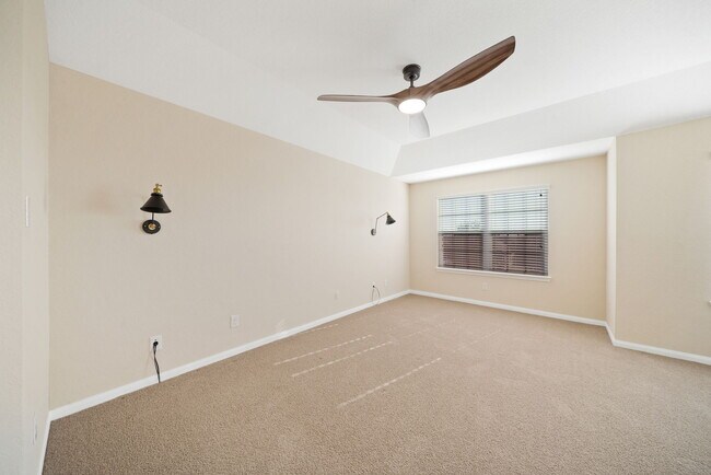 Building Photo - 12241 Cashton