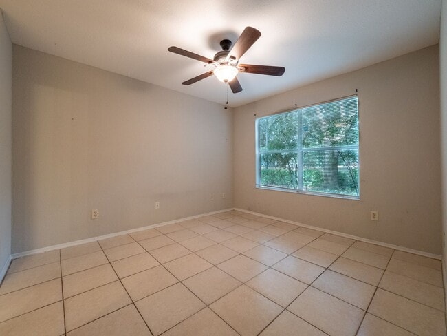 Building Photo - Bona Vista - 831 CW 104