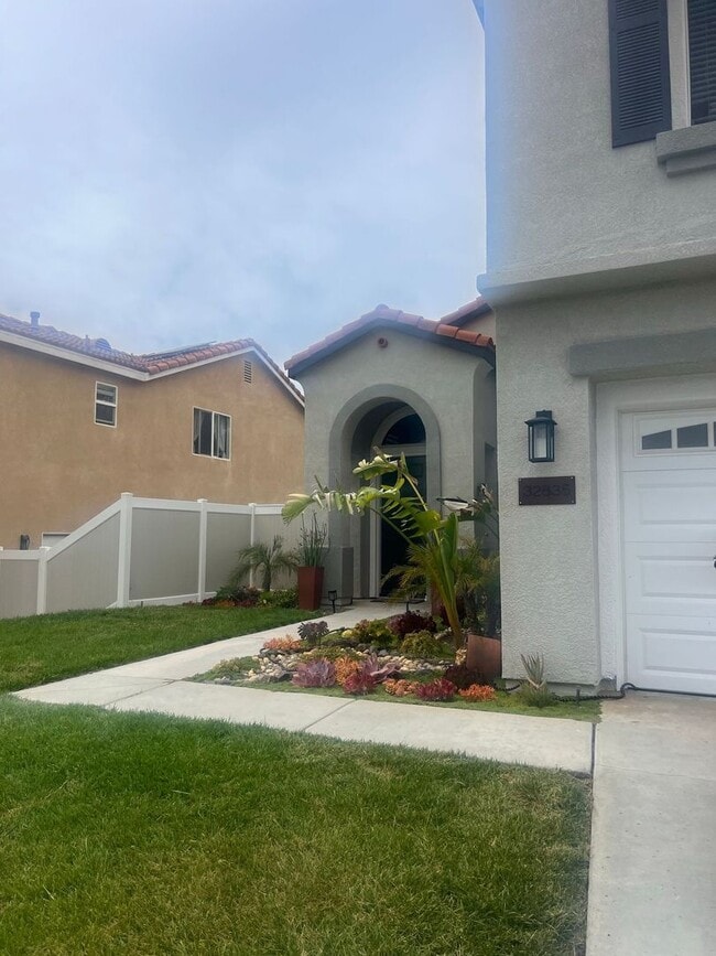 Building Photo - Welcome Home to Your Temecula Retreat!