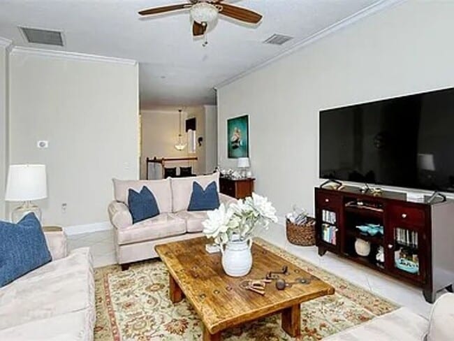 Building Photo - 8263 Miramar Way