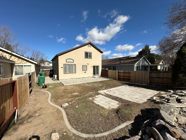 Building Photo - 4541 Creekside Cir