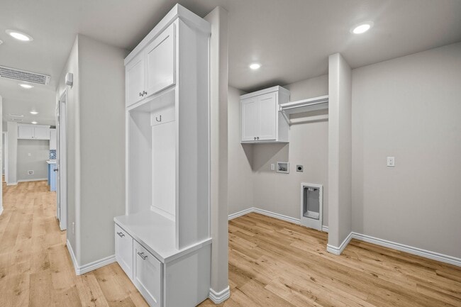 Building Photo - New Construction Home In Idalou ISD!