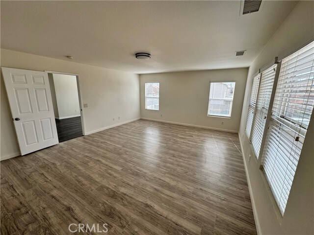 Building Photo - 10206 Susan Ave