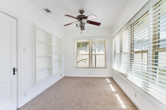Building Photo - 4124 Herschel Ave