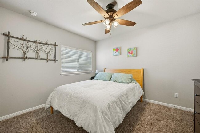 Building Photo - 125 Night Sky Dr