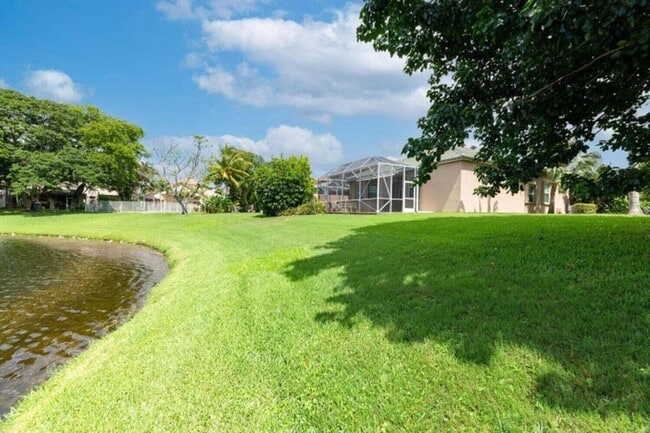 Building Photo - 1232 Avondale Ln