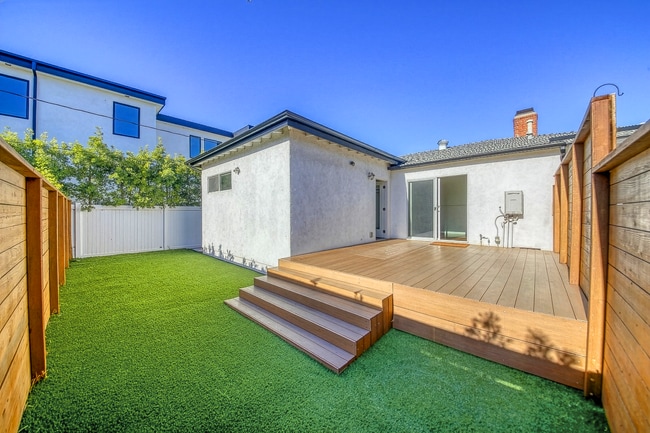 Building Photo - 4715 Berryman Ave