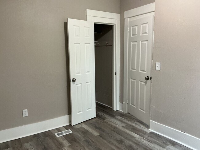 Building Photo - 2957-2959-2959 N 9th St