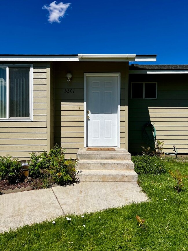 Building Photo - Non-Refundable & Security Deposit Total: 1...
