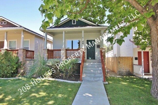 Primary Photo - Craftsman Style Home on the Boise Bench