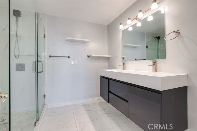 Building Photo - 5500 Torrance Blvd