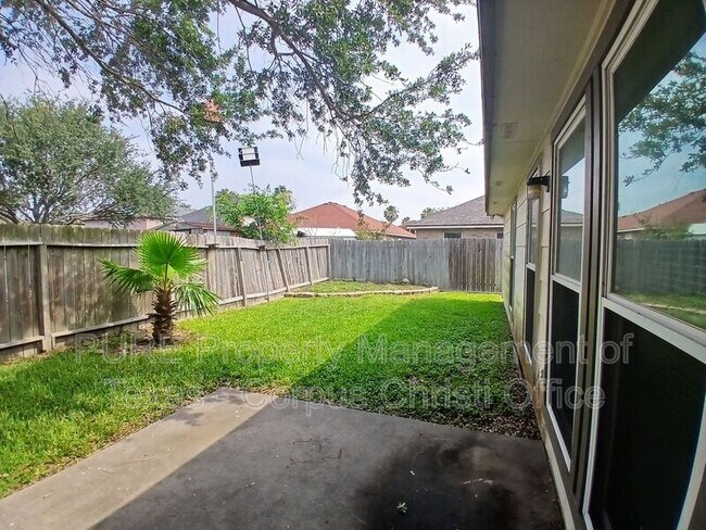 Building Photo - 7609 Cold Springs Dr