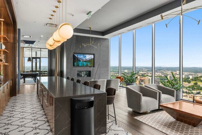 Building Photo - 2 Bedroom Luxury Condo w/ Exquisite Design and World-class Service