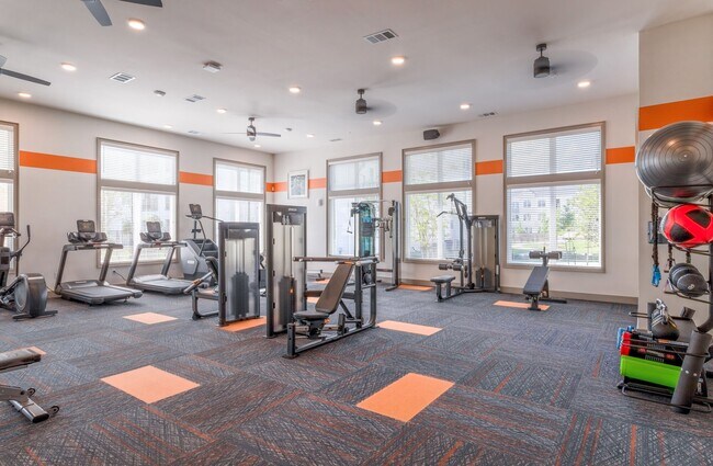 Building Photo - Prime Houston Location | Modern Interiors!