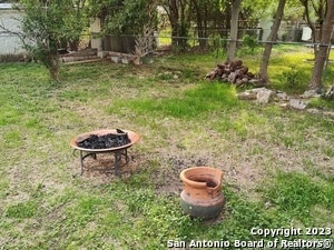 Building Photo - 142 Jade Dr