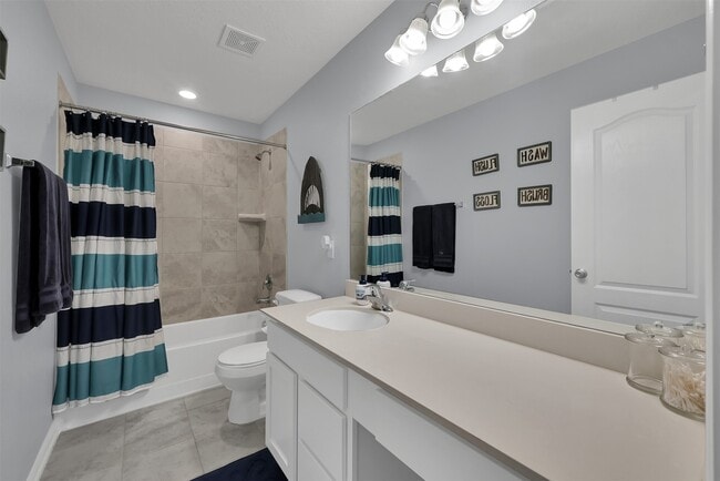 Building Photo - 1127 Littleton Ct