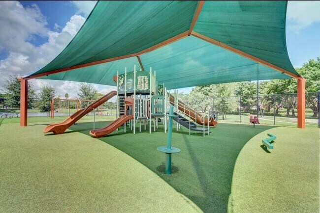 Building Photo - 10645 Wheelhouse Cir