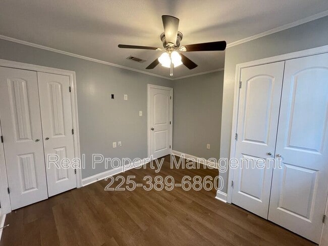 Building Photo - 38294 1494