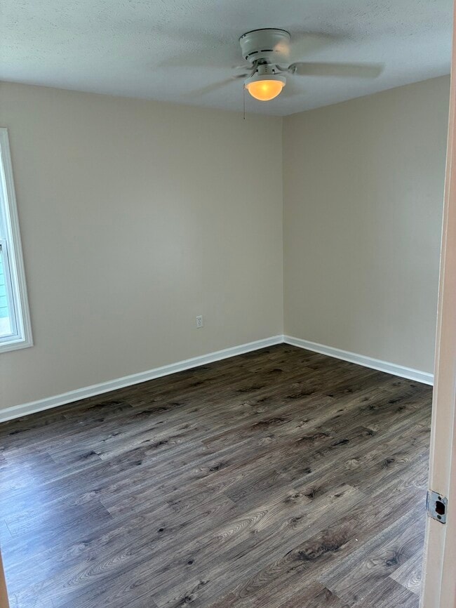 Building Photo - Beautiful 3/1 House in Bay St. Louis