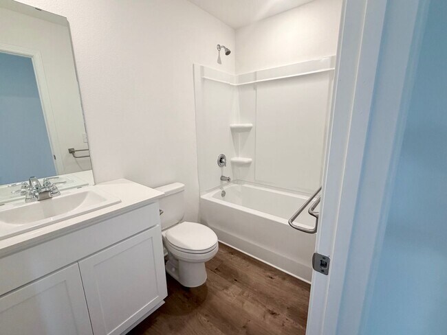 Building Photo - 1021 Sandhills Ln
