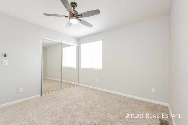 Building Photo - 16969 E Stanford Pl