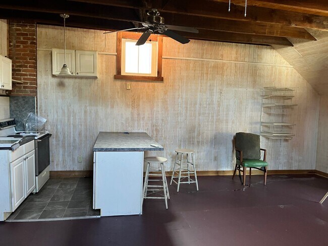 Building Photo - 156-158 S Hanover Street