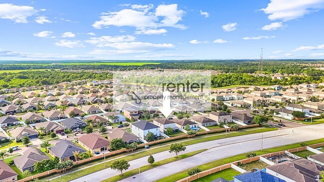 Building Photo - 14517 Dunrobin Dr